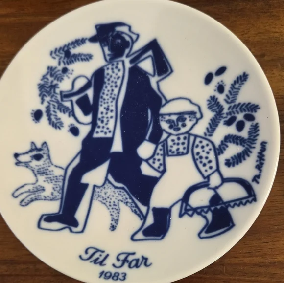 Porsgrund Collector Edition Fathers Day Plates 1983-1987 - Picture 2 of 12